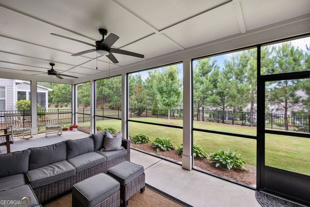 519 Cottonwood Circle, Peachtree City, GA 30269