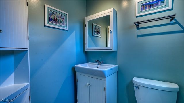 11 Garfield Avenue, New Concord, OH 43762