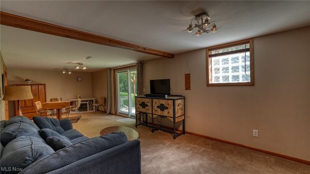 11 Garfield Avenue, New Concord, OH 43762