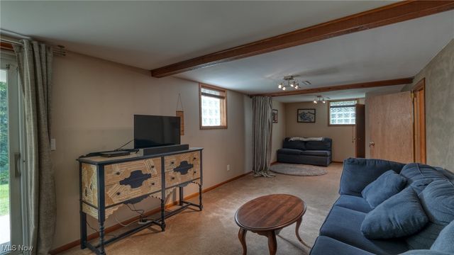 11 Garfield Avenue, New Concord, OH 43762