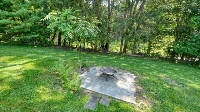 11 Garfield Avenue, New Concord, OH 43762