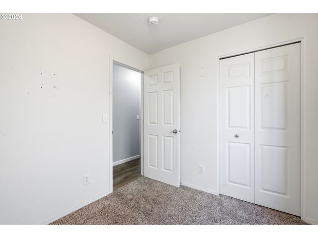 879 Sw JUNCTION Pl, Gresham, OR 97080