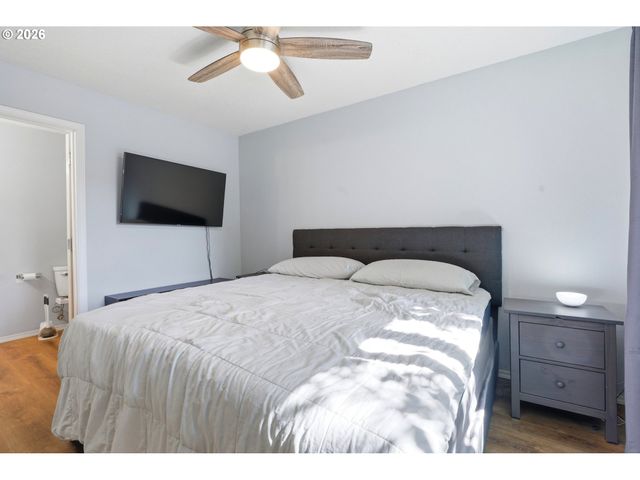 879 Sw JUNCTION Pl, Gresham, OR 97080