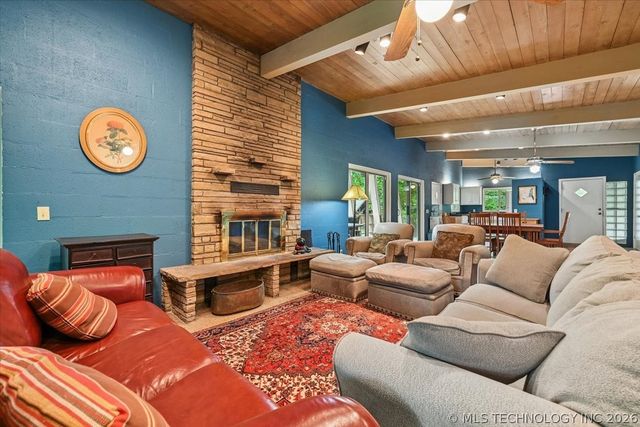 494 Cedar Boulevard, Locust Grove, OK 74352