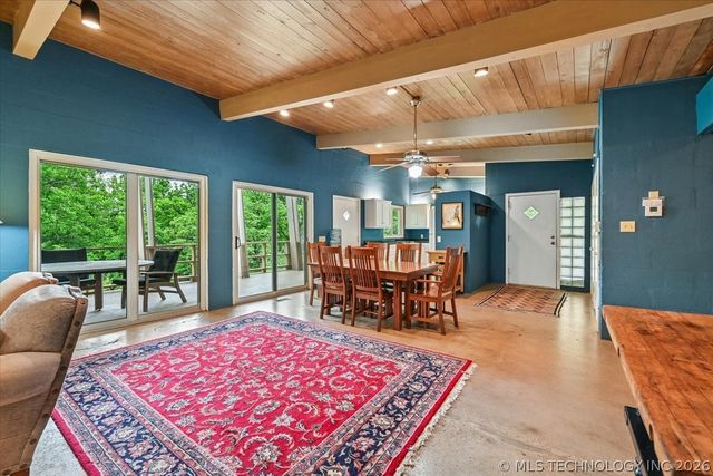 494 Cedar Boulevard, Locust Grove, OK 74352