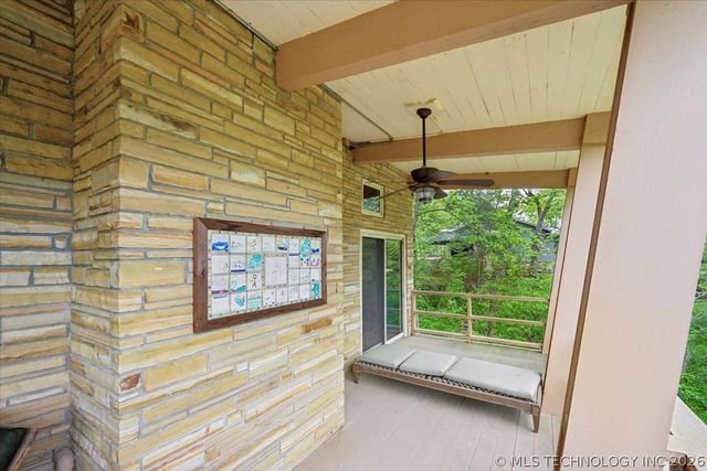 494 Cedar Boulevard, Locust Grove, OK 74352