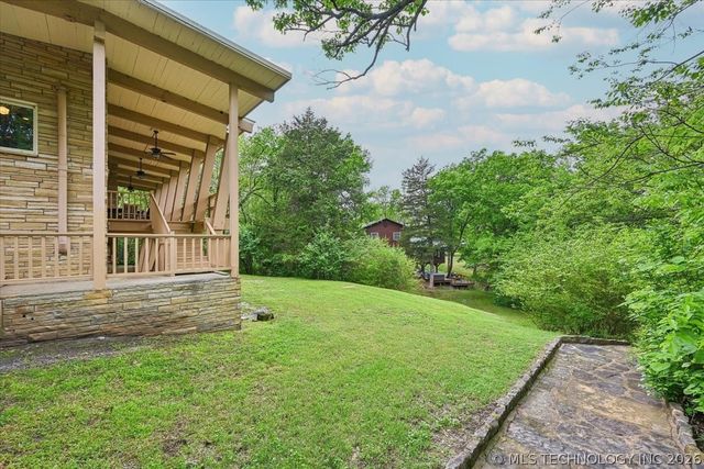 494 Cedar Boulevard, Locust Grove, OK 74352