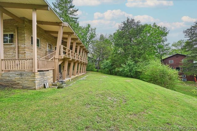 494 Cedar Boulevard, Locust Grove, OK 74352