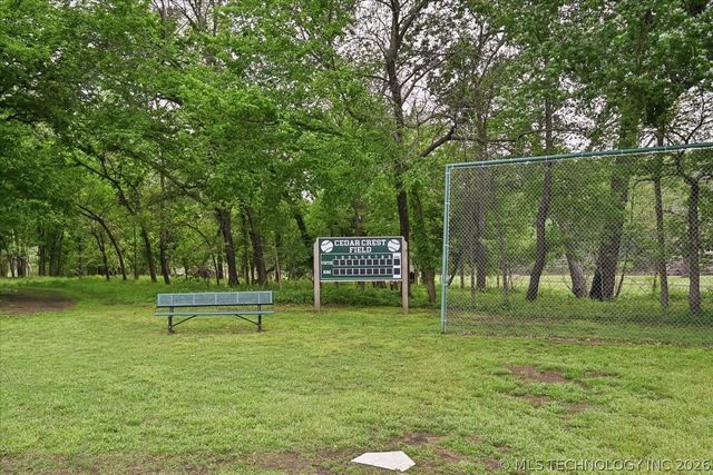 494 Cedar Boulevard, Locust Grove, OK 74352