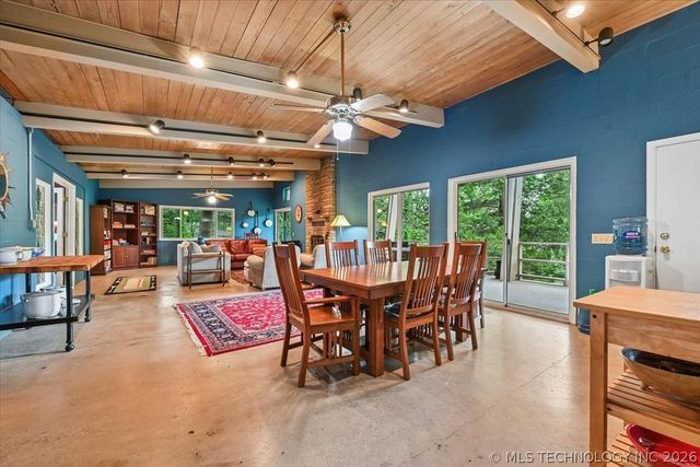 494 Cedar Boulevard, Locust Grove, OK 74352