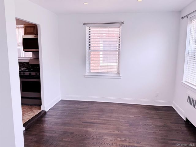 22 Keogh Lane 1A, New Rochelle, NY 10805