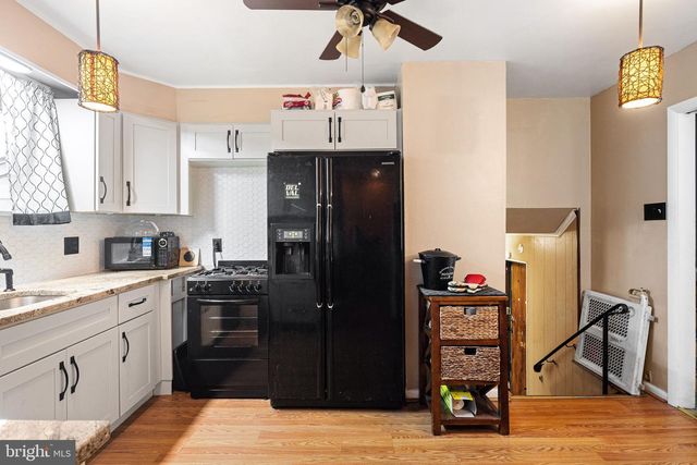 6348 HENRY AVE, Philadelphia, PA 19128