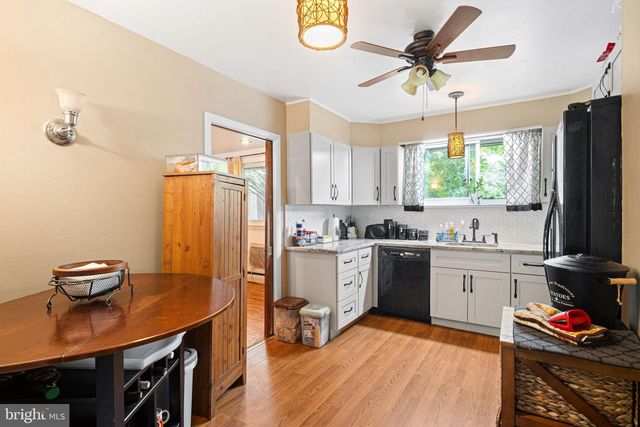 6348 HENRY AVE, Philadelphia, PA 19128