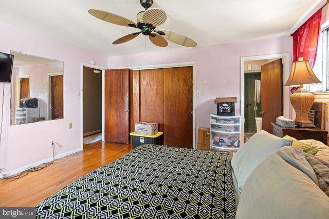 6348 HENRY AVE, Philadelphia, PA 19128