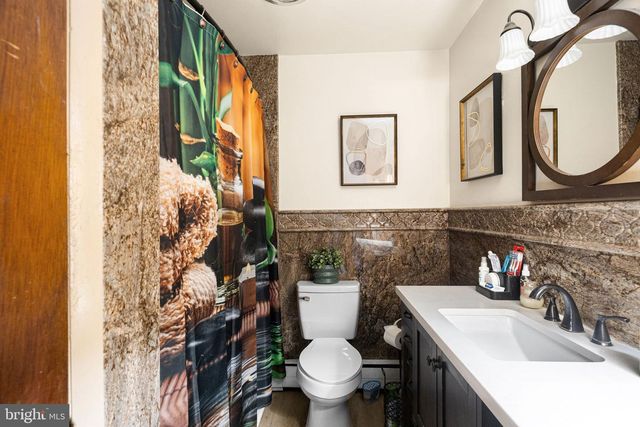 6348 HENRY AVE, Philadelphia, PA 19128