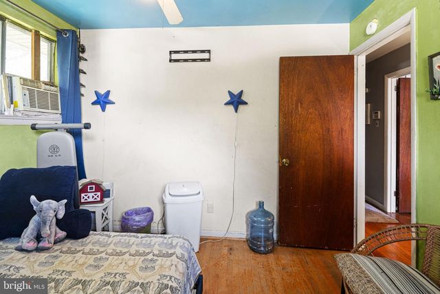 6348 HENRY AVE, Philadelphia, PA 19128
