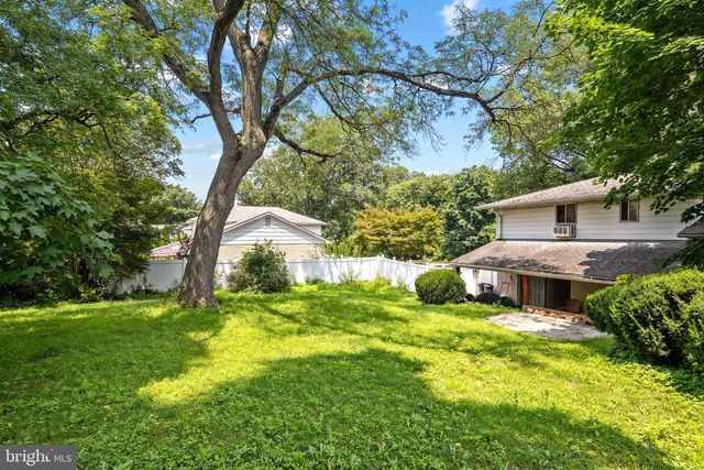 6348 HENRY AVE, Philadelphia, PA 19128