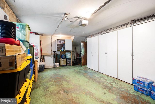 6348 HENRY AVE, Philadelphia, PA 19128