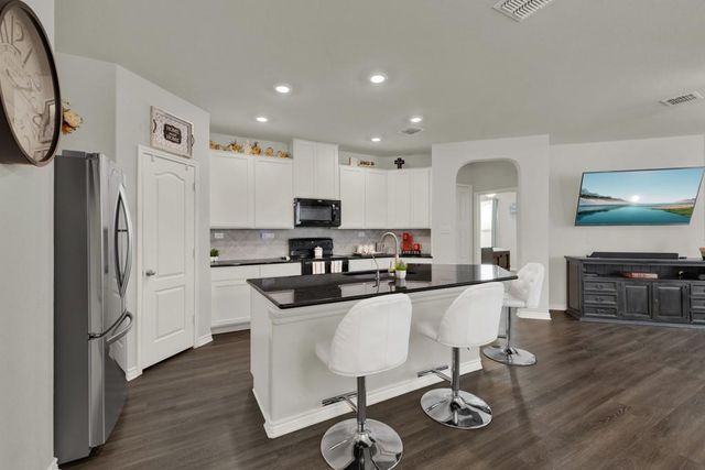 4555 Legend Trail, New Braunfels, TX 78130