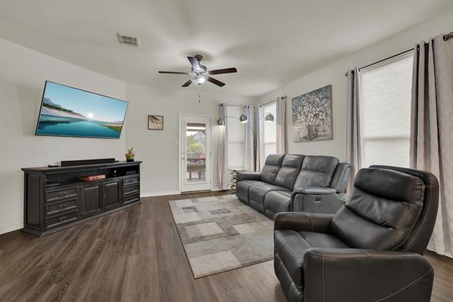 4555 Legend Trail, New Braunfels, TX 78130