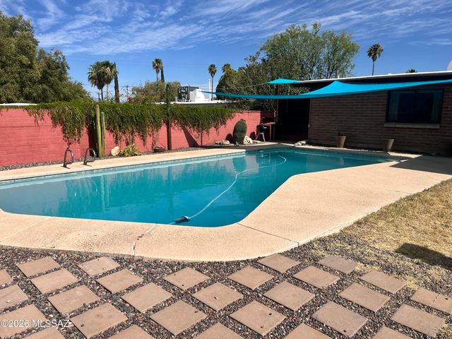 7641 E Palma Street, Tucson, AZ 85710