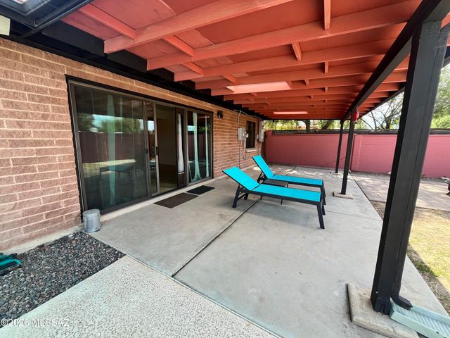 7641 E Palma Street, Tucson, AZ 85710
