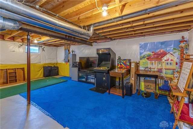 320 Sagebrush Drive, Englewood, OH 45315