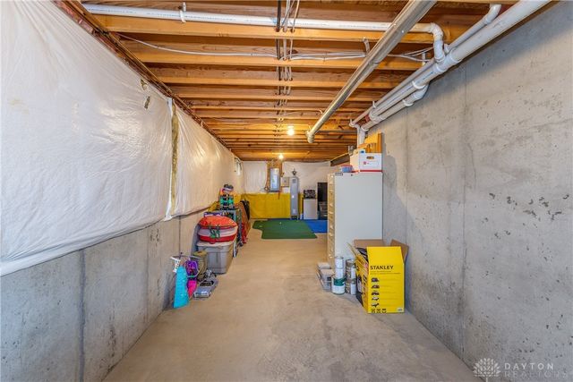 320 Sagebrush Drive, Englewood, OH 45315