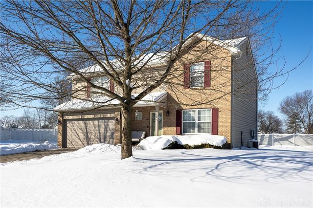 320 Sagebrush Drive, Englewood, OH 45315