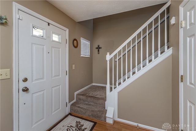 320 Sagebrush Drive, Englewood, OH 45315