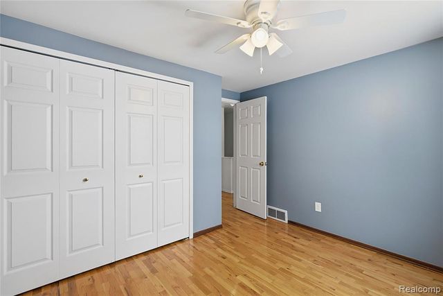 11427 Messmore, Utica, MI 48317