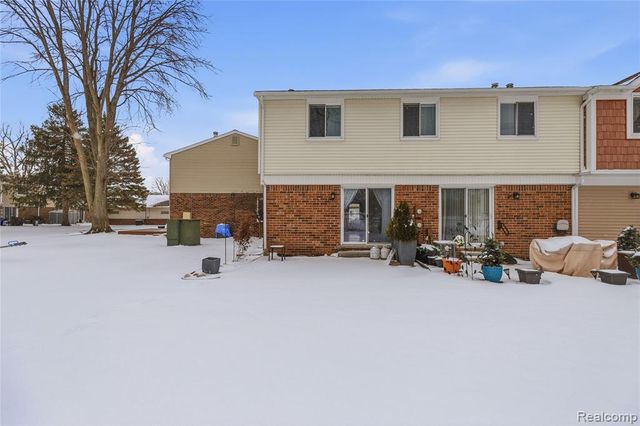 11427 Messmore, Utica, MI 48317