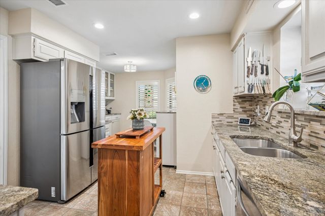 2726 Oak Trail, Carrollton, TX 75007