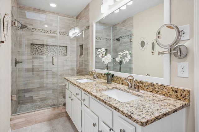 2726 Oak Trail, Carrollton, TX 75007