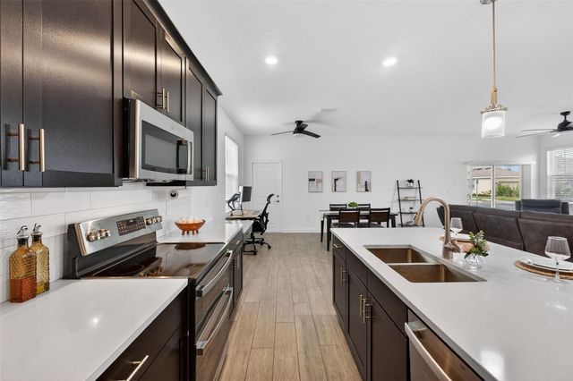 11806 LANGUAGE WAY, Orlando, FL 32832