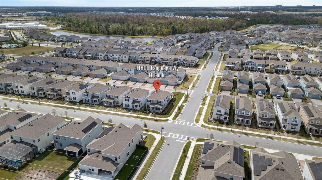 Image 34 of property listing at 11806 LANGUAGE WAY, Orlando, FL 32832
