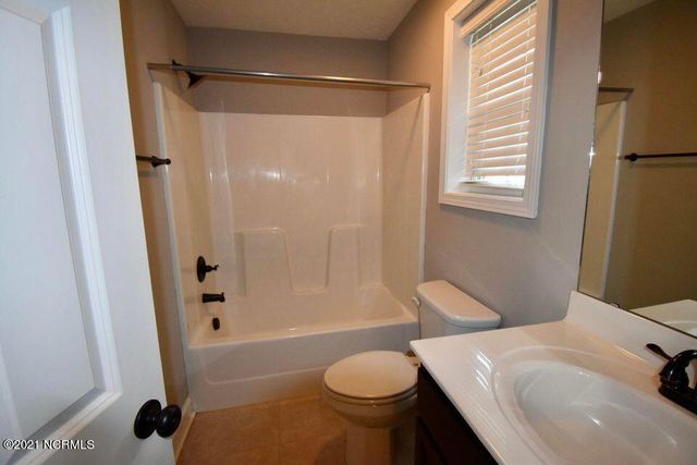 274 N Saylor Street, Southern Pines, NC 28387