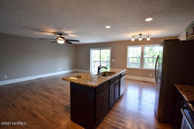 274 N Saylor Street, Southern Pines, NC 28387