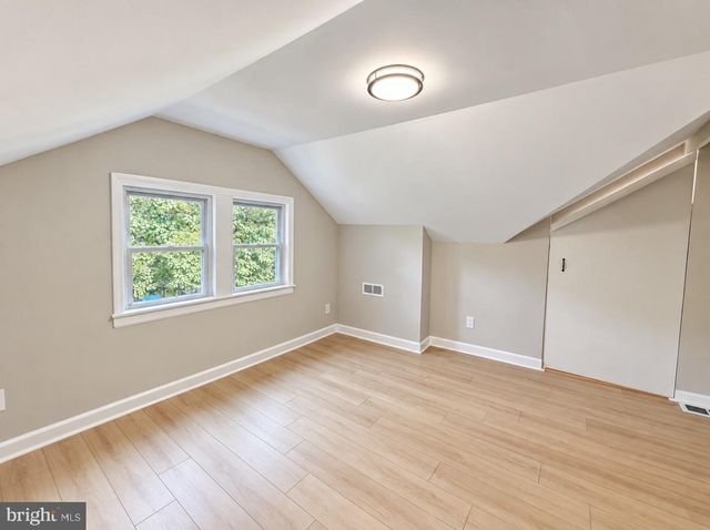 329 WOODBURY TURNERSVILLE RD, Grenloch, NJ 08032
