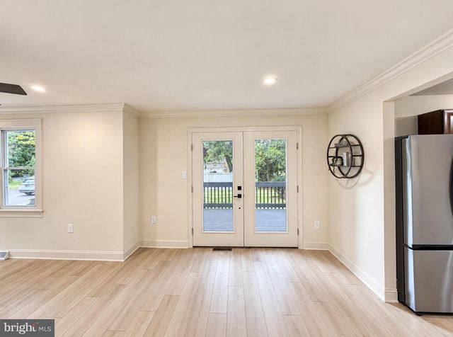 329 WOODBURY TURNERSVILLE RD, Grenloch, NJ 08032