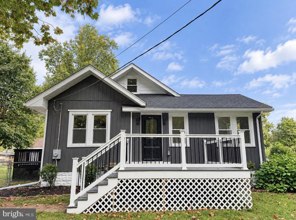 329 WOODBURY TURNERSVILLE RD, Grenloch, NJ 08032