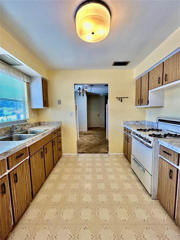 3915 SW 139TH STREET ROAD, Ocala, FL 34473