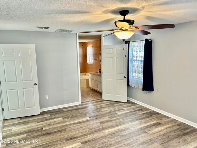 763 SANDLEWOOD Drive, Orange Park, FL 32065