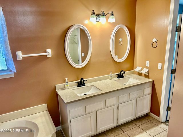 763 SANDLEWOOD Drive, Orange Park, FL 32065