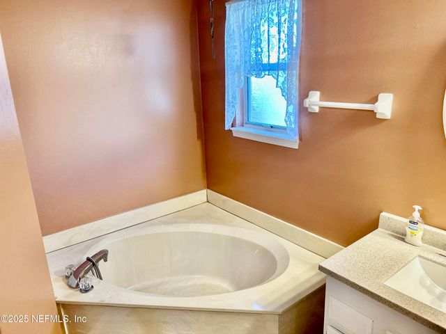 763 SANDLEWOOD Drive, Orange Park, FL 32065