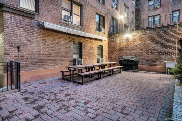 105-30 66th Avenue 3E, Forest Hills, NY 11375