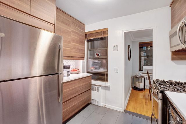 105-30 66th Avenue 3E, Forest Hills, NY 11375