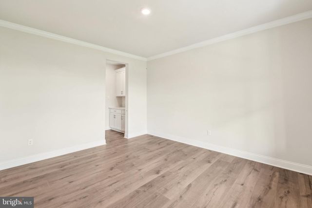 39 AVONWOODS DR, Staunton, VA 24401