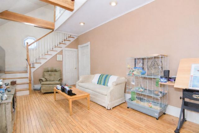 8 Lindy Avenue, Claremont, NH 03743