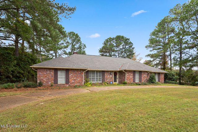 105 Brae Burn Drive, Jackson, MS 39211